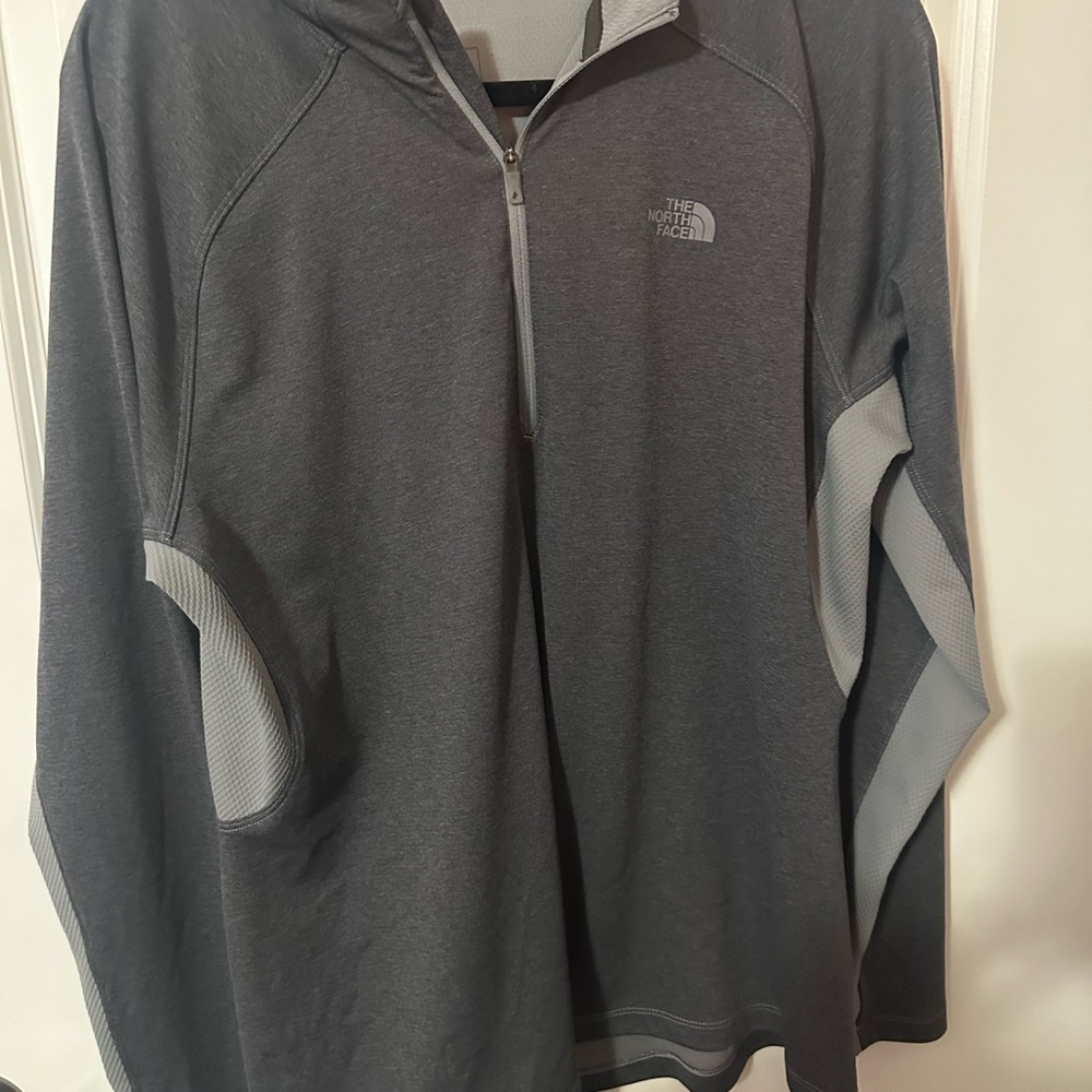The North Face Gray Quarter-Zip Pullover and north face cream pullover bundle